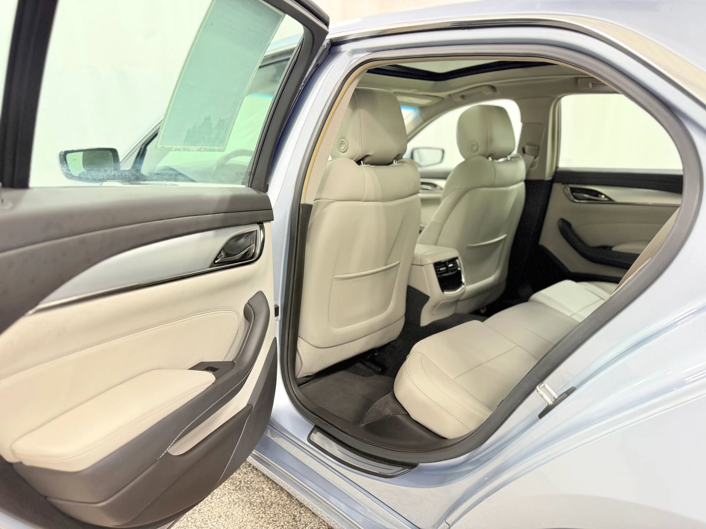 Used 2017 Cadillac CTS Luxury image 34