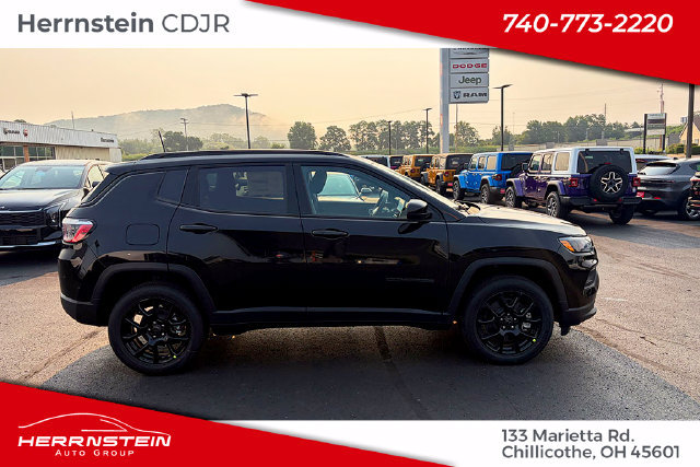 New 2026 Jeep Compass Latitude AWD/4WD image 27