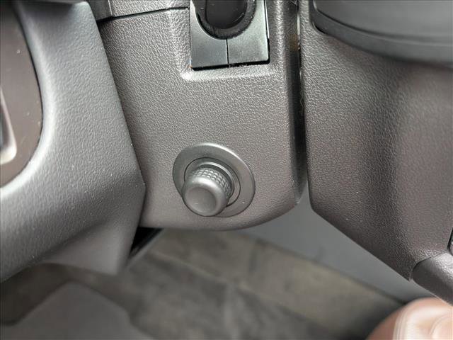 Used 2012 Lincoln MKS AWD image 33