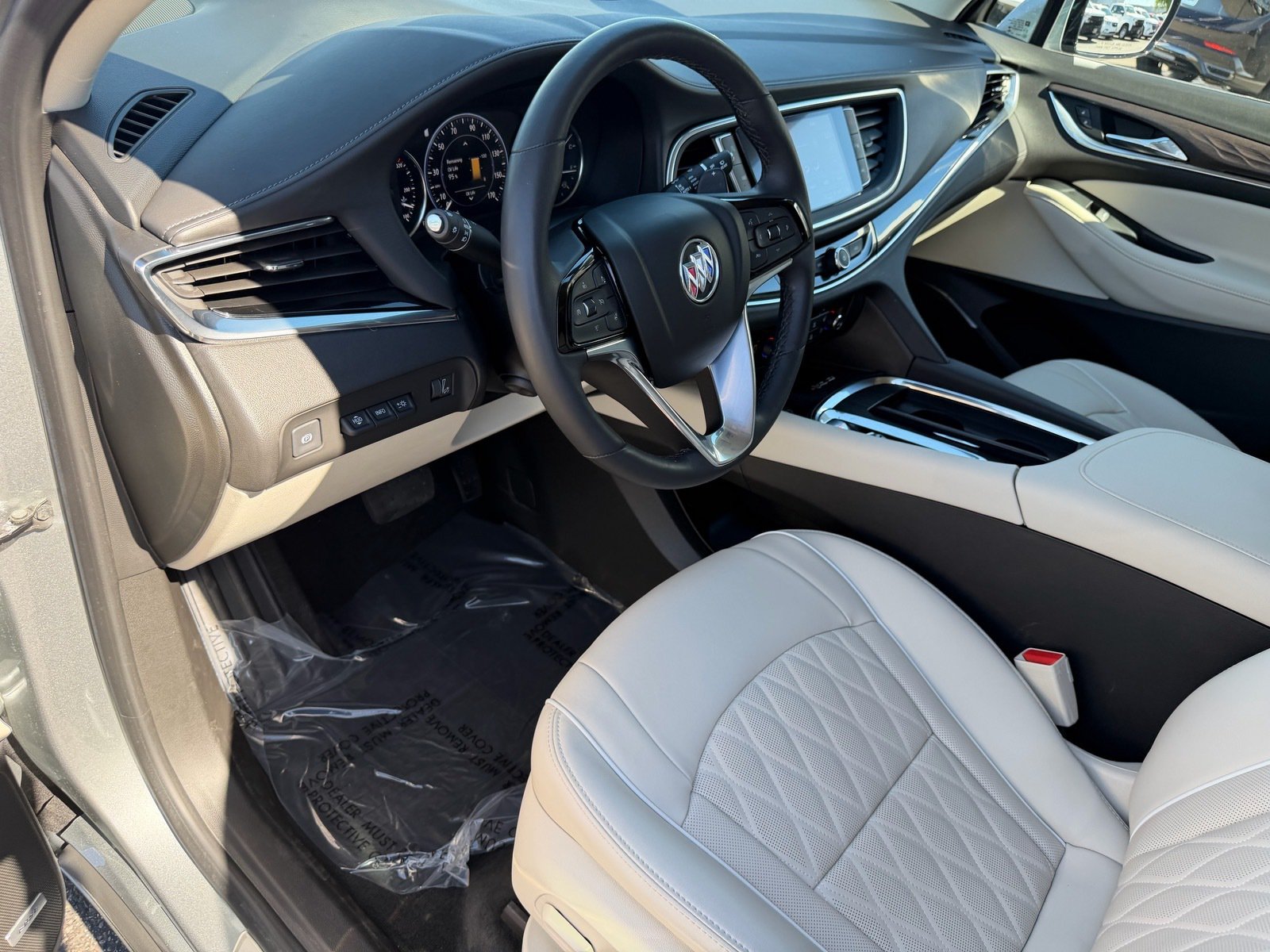 Used 2023 Buick Enclave Avenir w/ Trailering Package, 5000 lbs. AWD/4WD image 15