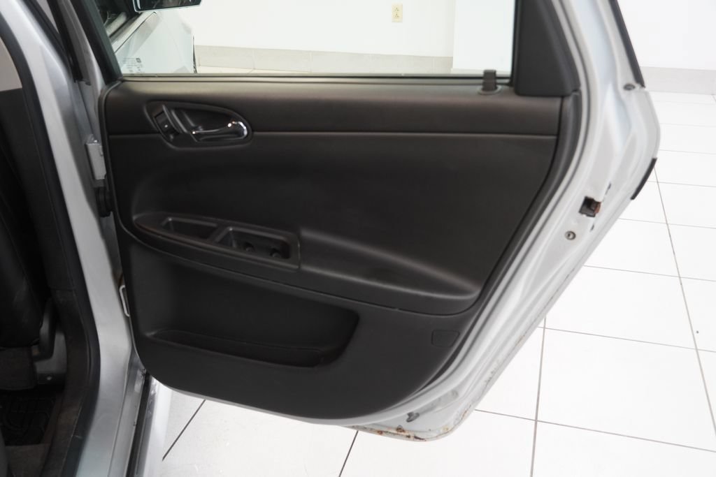 Used 2014 Chevrolet Impala LTZ FWD image 22