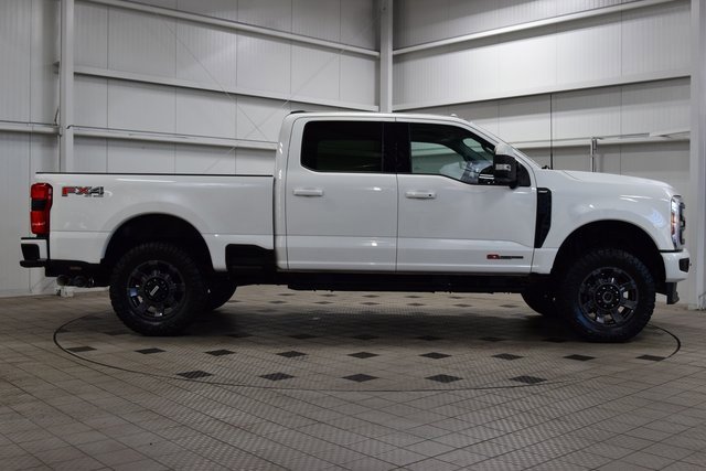 Used 2023 Ford F250 Lariat w/ Sport Appearance Package image 8