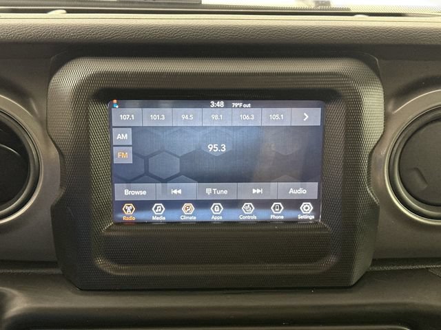 Used 2022 Jeep Gladiator Sport AWD/4WD image 11