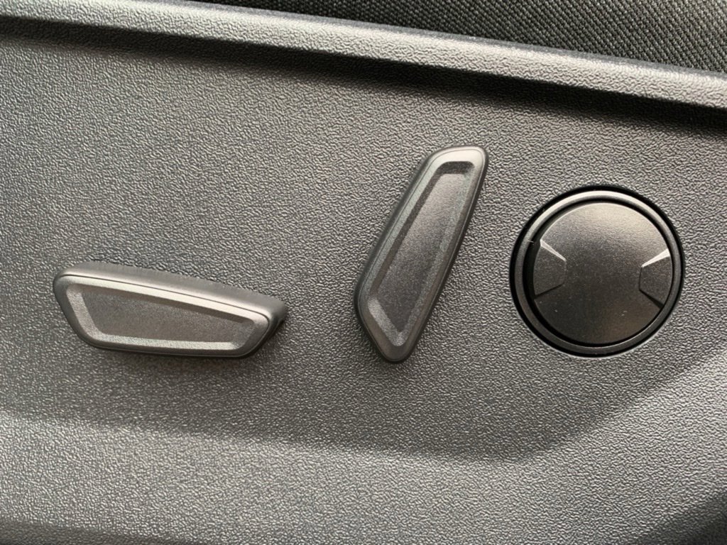 New 2025 Ford F150 XLT w/ Equipment Group 302A MID image 17