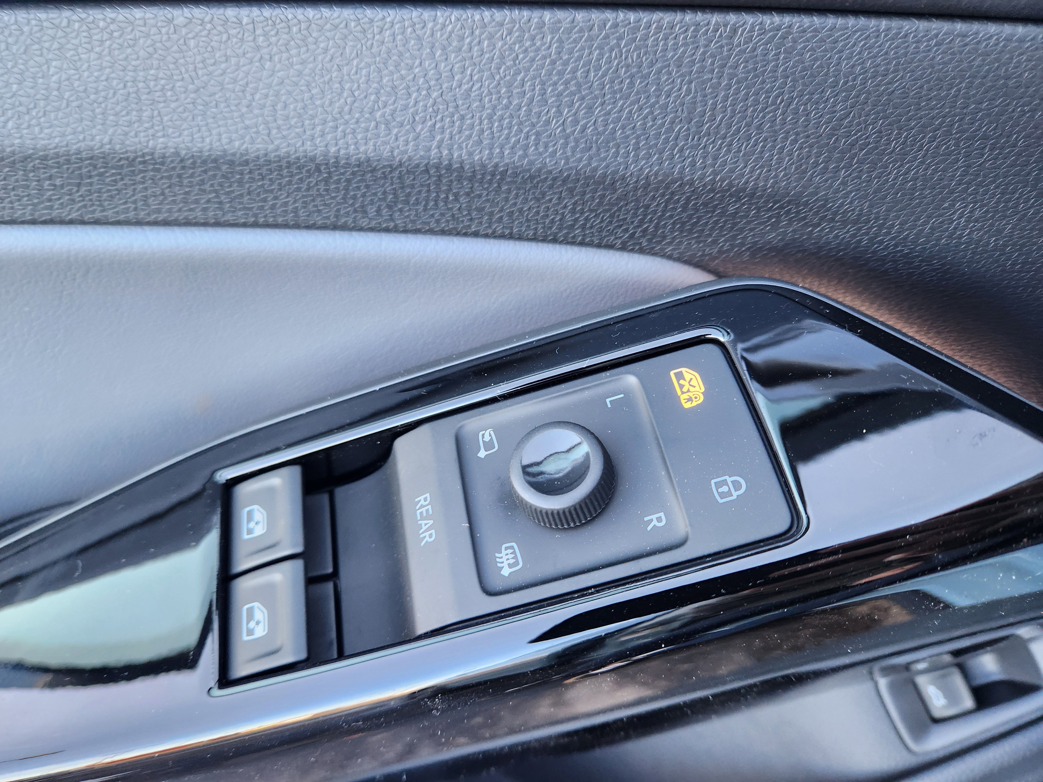 New 2026 Volkswagen ID.4 Pro S Plus image 16