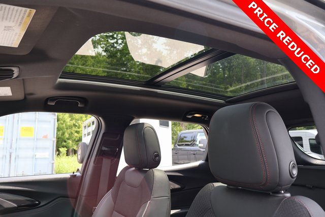 Used 2023 Chevrolet TrailBlazer RS w/ Sun and Liftgate Package image 17