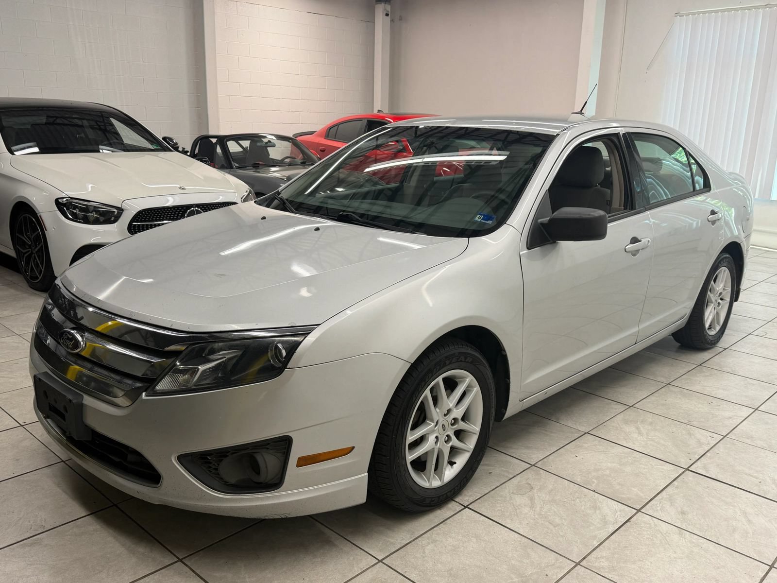 Used 2012 Ford Fusion S FWD image 3