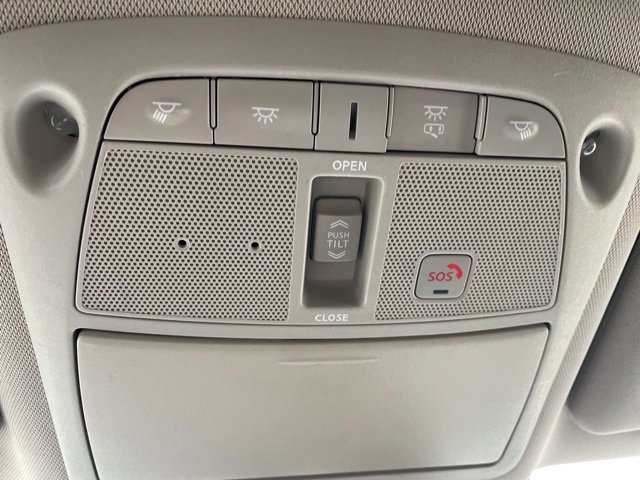 Used 2019 Nissan Rogue SL w/ Premium Package image 19