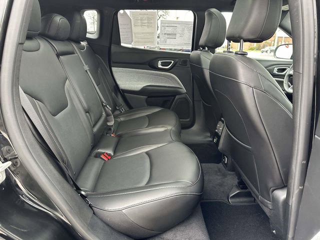 Used 2023 Jeep Compass Latitude w/ Sun and Sound Group image 24