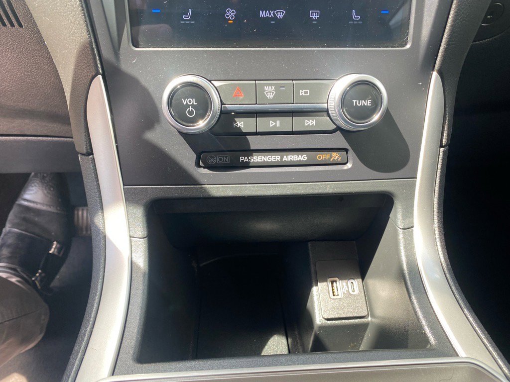 Used 2024 Ford Edge SEL image 22