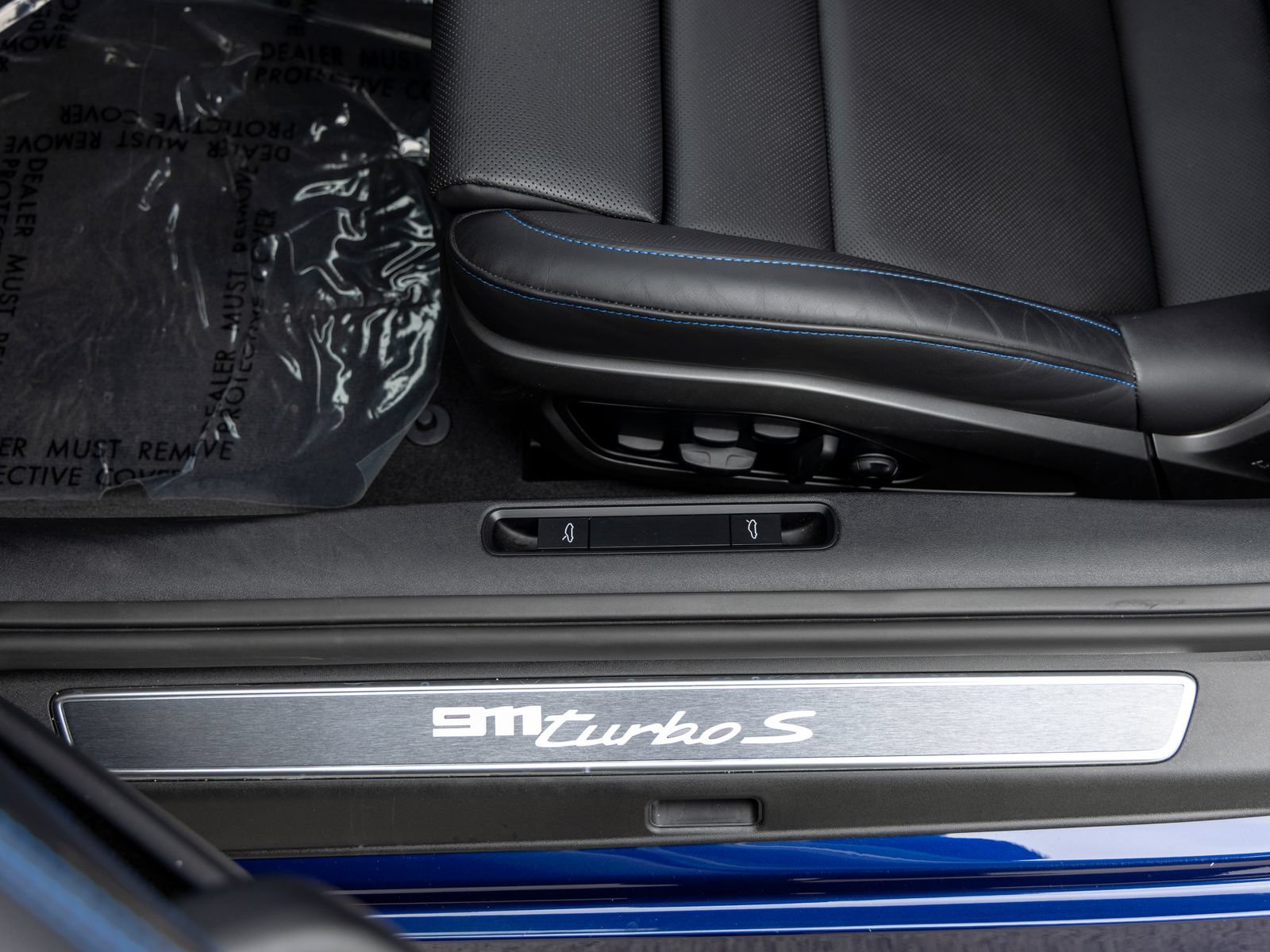 Certified 2025 Porsche 911 Turbo S AWD/4WD image 29