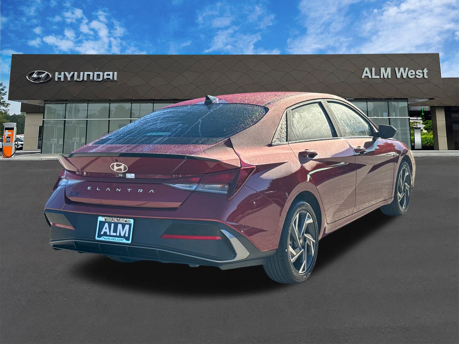 Used 2025 Hyundai Elantra Sport FWD image 5