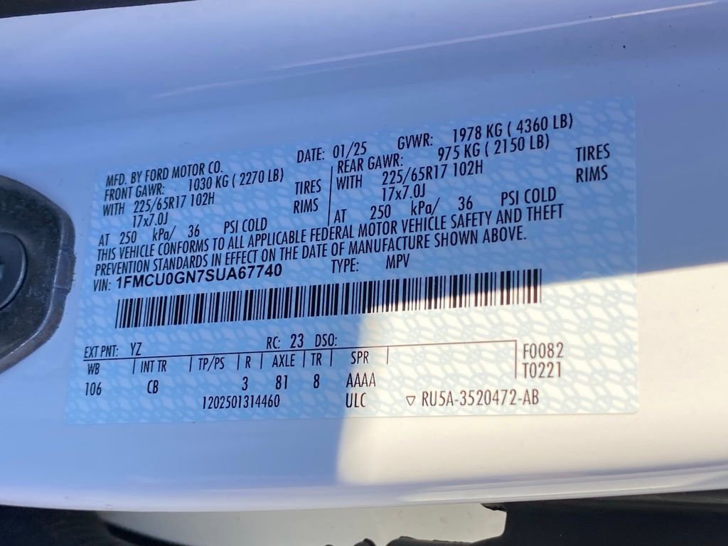 Used 2025 Ford Escape Active w/ Cold Weather Package image 32