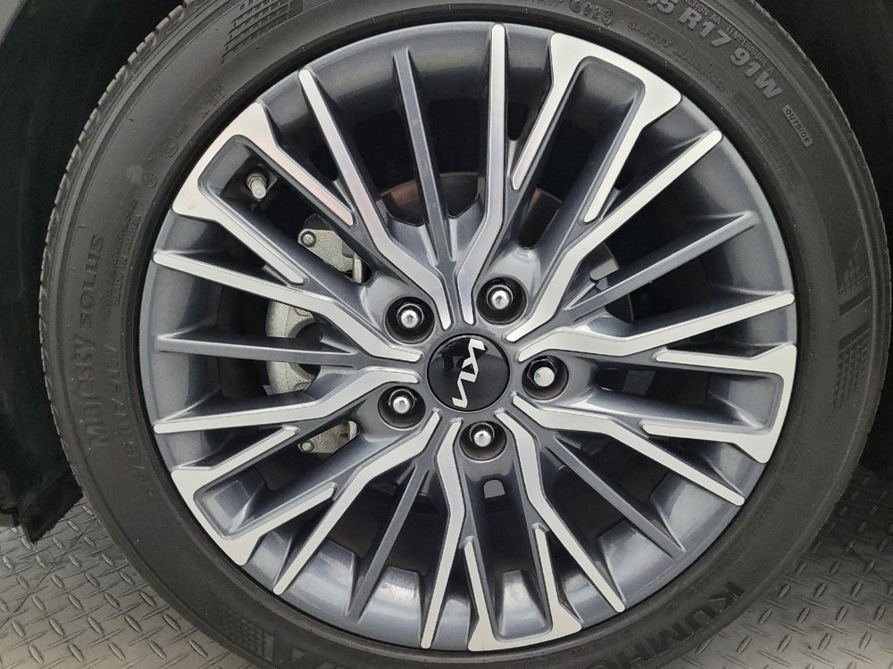 Used 2024 Kia Forte GT-Line w/ GT-Line Premium Package FWD image 31