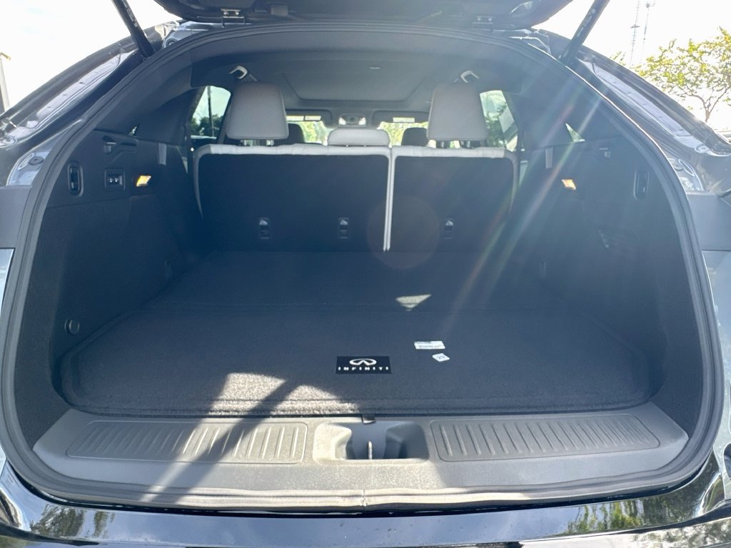 New 2027 INFINITI QX65 Luxe w/ Cargo Package AWD/4WD image 29