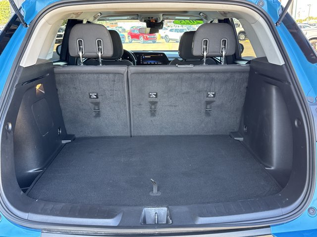 Used 2025 Chevrolet TrailBlazer LT w/ LT Cold Weather Package FWD image 6