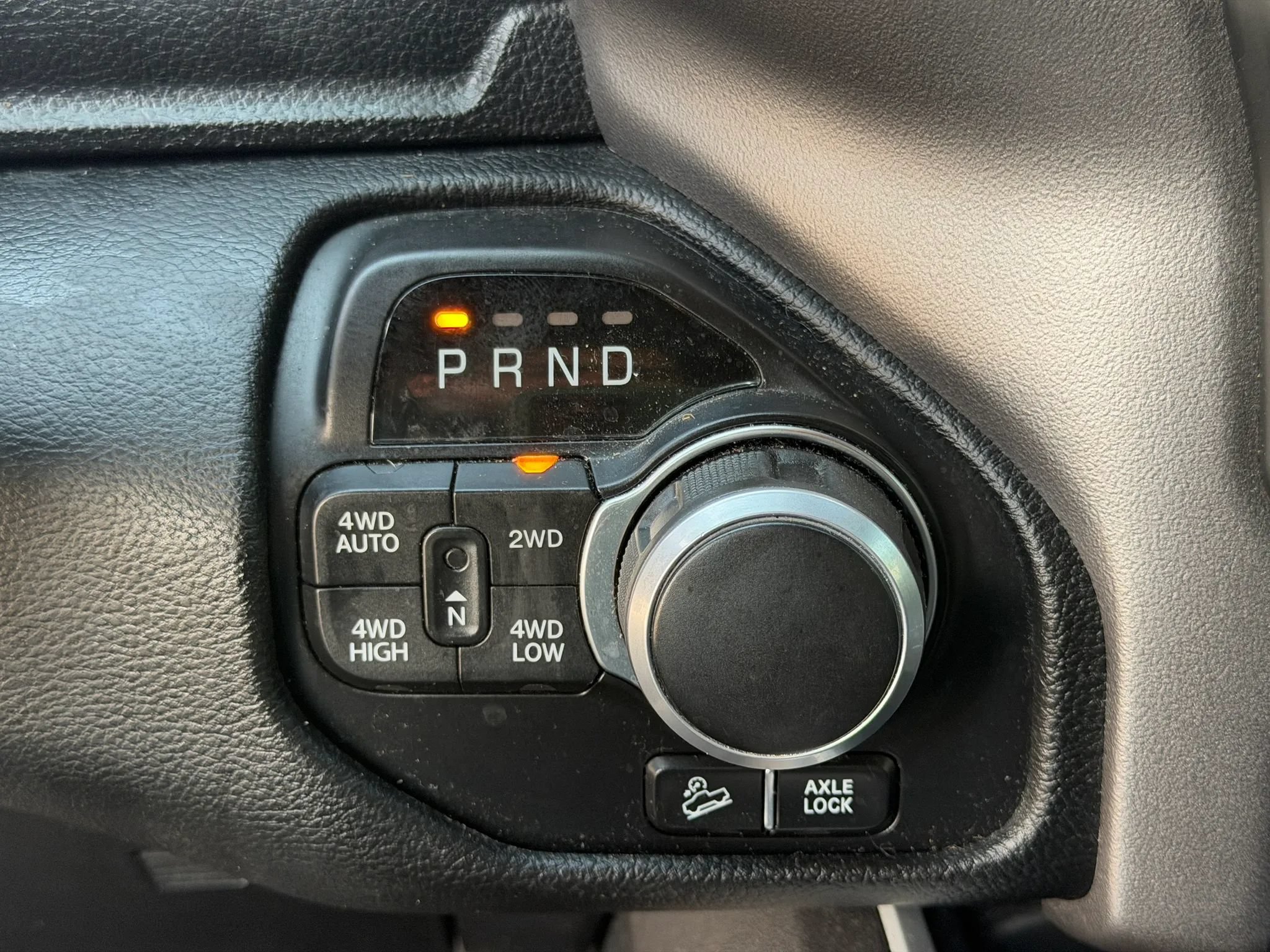 Used 2020 RAM 1500 Big Horn AWD/4WD image 13