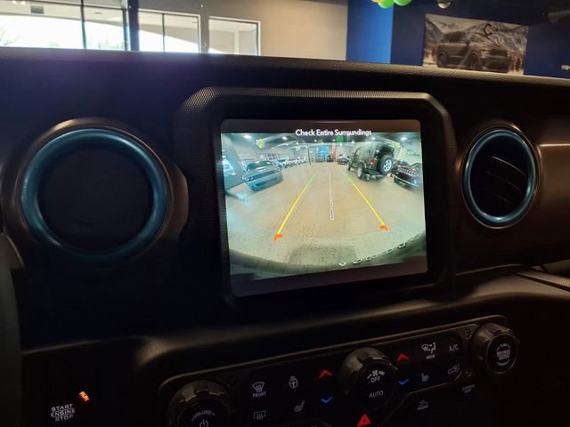 Used 2023 Jeep Wrangler Unlimited w/ Sun & Screen Package AWD/4WD image 27