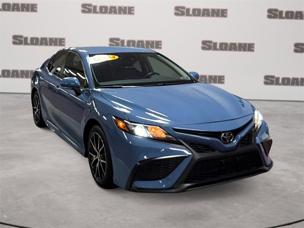 Used 2024 Toyota Camry SE image 7