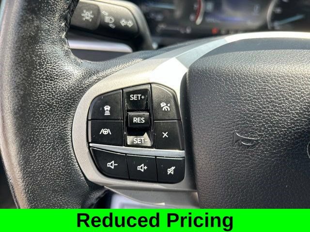 Used 2021 Ford Explorer XLT w/ Equipment Group 202A AWD/4WD image 17