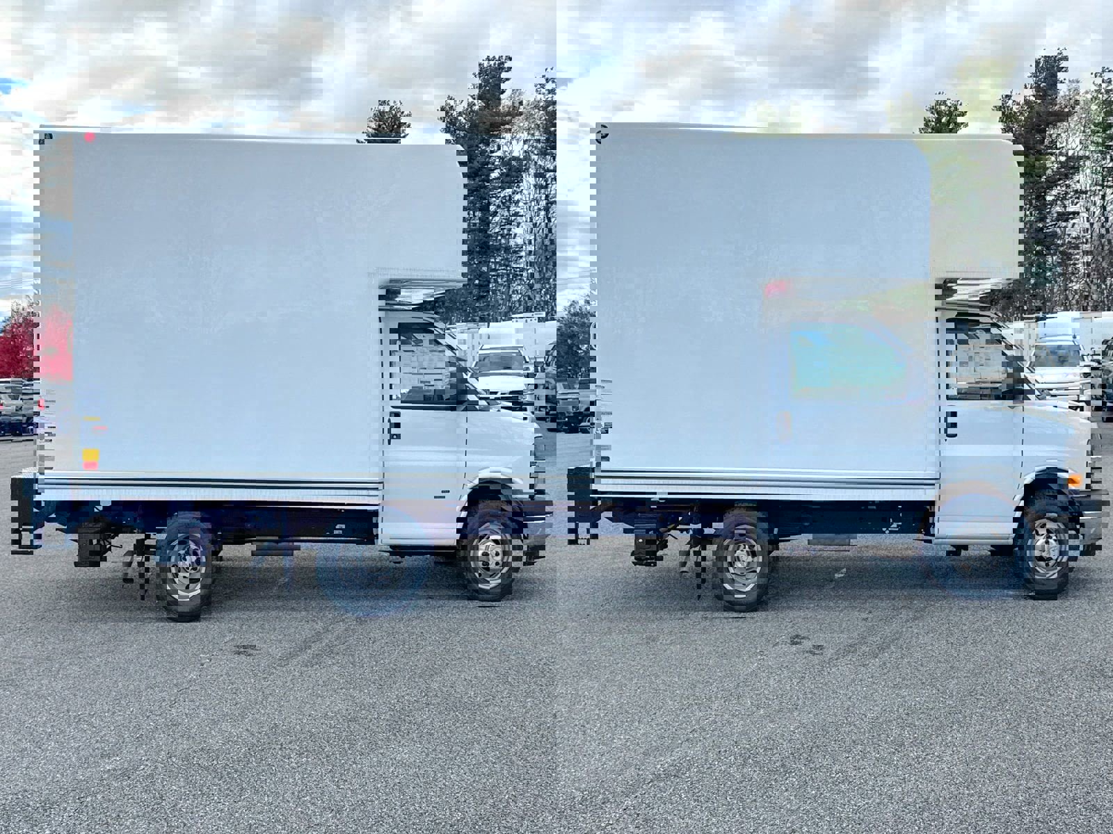 New 2025 Chevrolet Express 3500 1WT w/ Power Convenience Package image 16