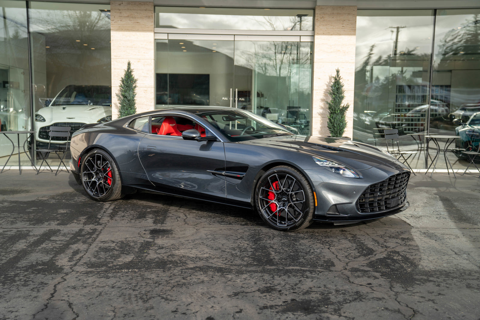 New 2025 Aston Martin Vanquish image 51
