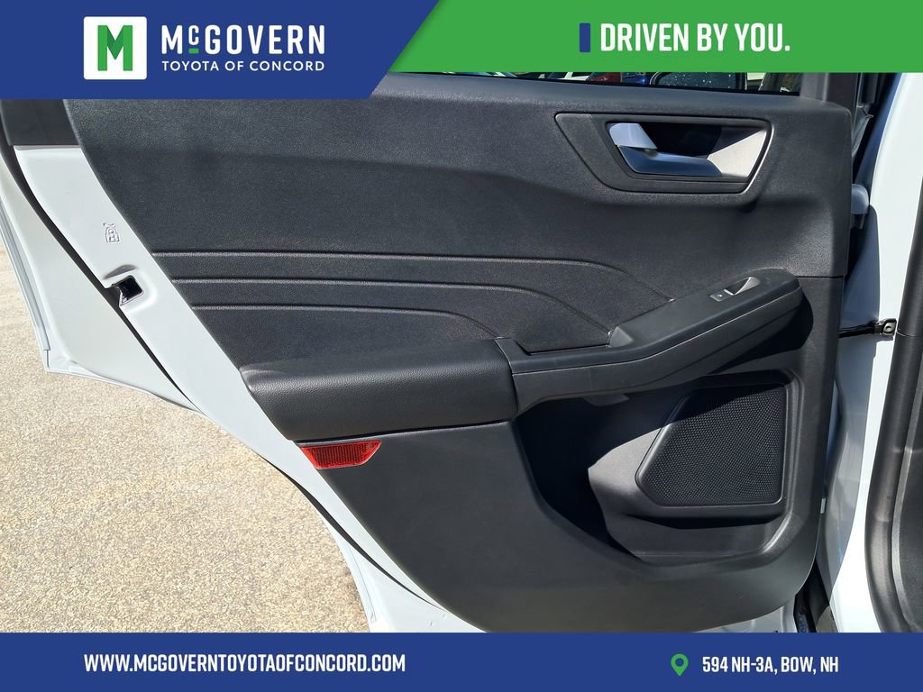 Used 2025 Ford Escape SE image 20