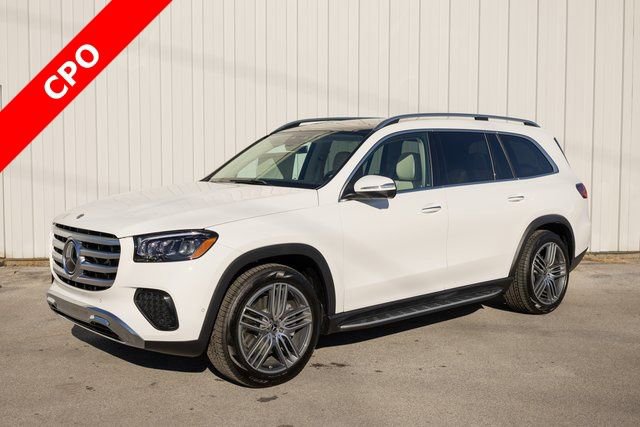 Certified 2025 Mercedes-Benz GLS 450 4MATIC image 4