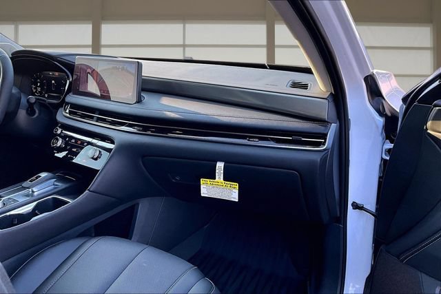 Used 2027 INFINITI QX60 Luxe w/ Cargo Package AWD/4WD image 17