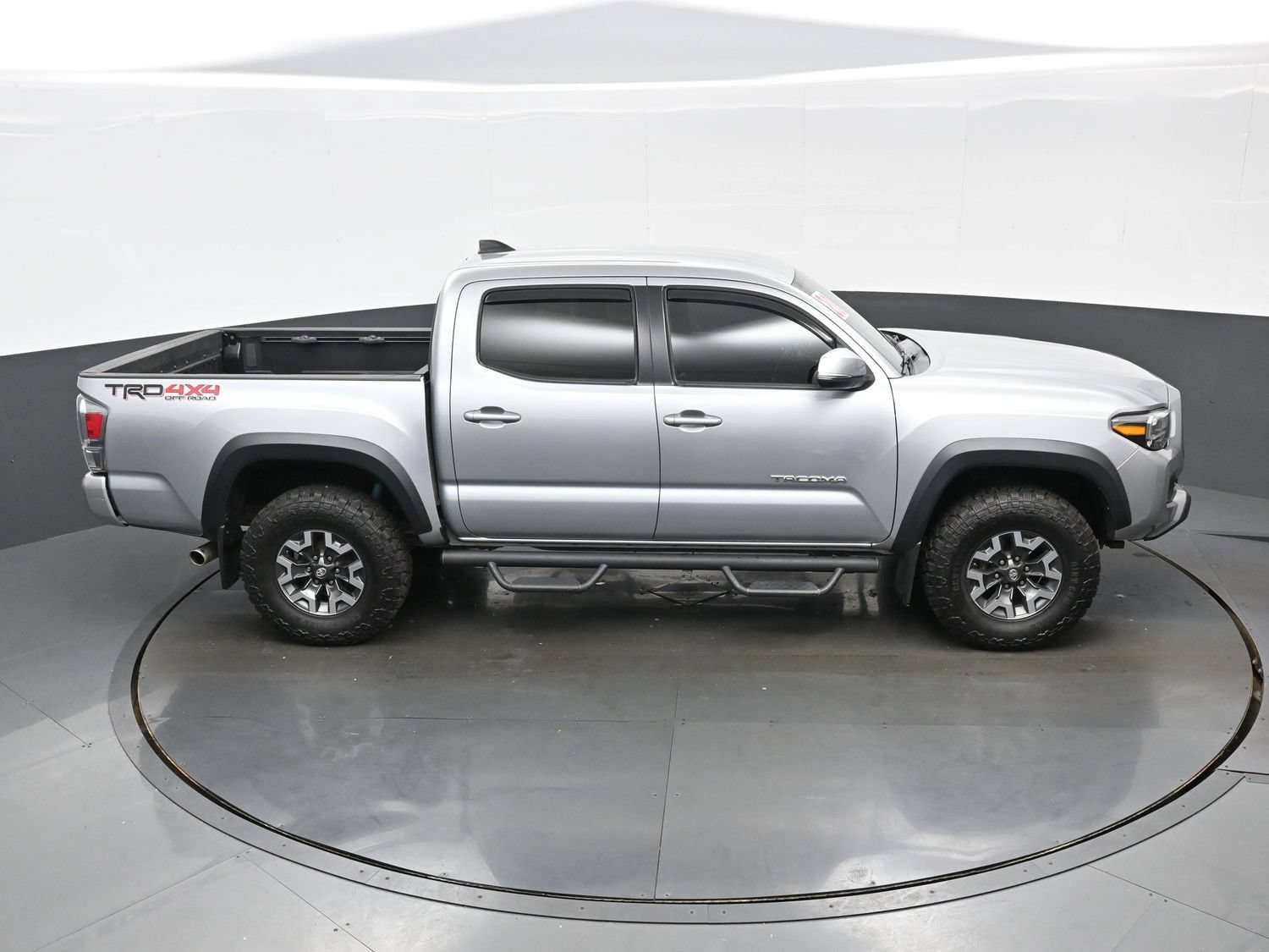 Used 2020 Toyota Tacoma TRD Off-Road w/ Technology Package AWD/4WD image 41