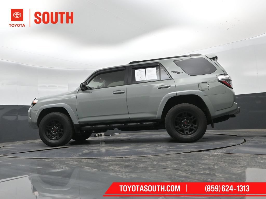 Used 2023 Toyota 4Runner TRD Off-Road AWD/4WD image 42