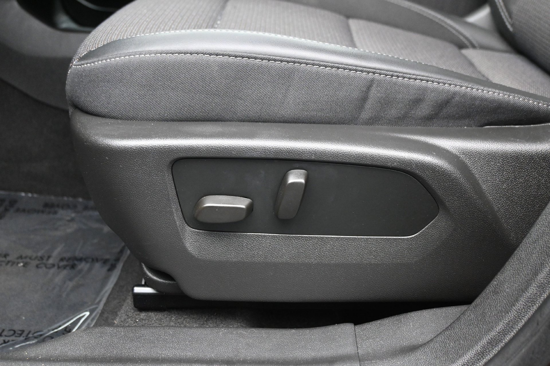 Used 2023 Buick Envision Preferred w/ Sport Touring Package AWD/4WD image 29
