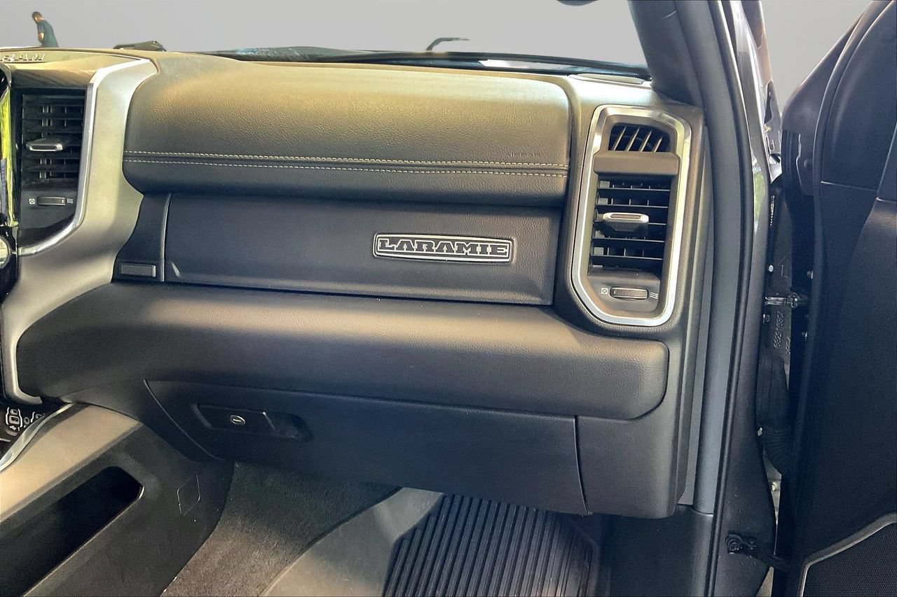 Used 2024 RAM 1500 Laramie AWD/4WD image 21