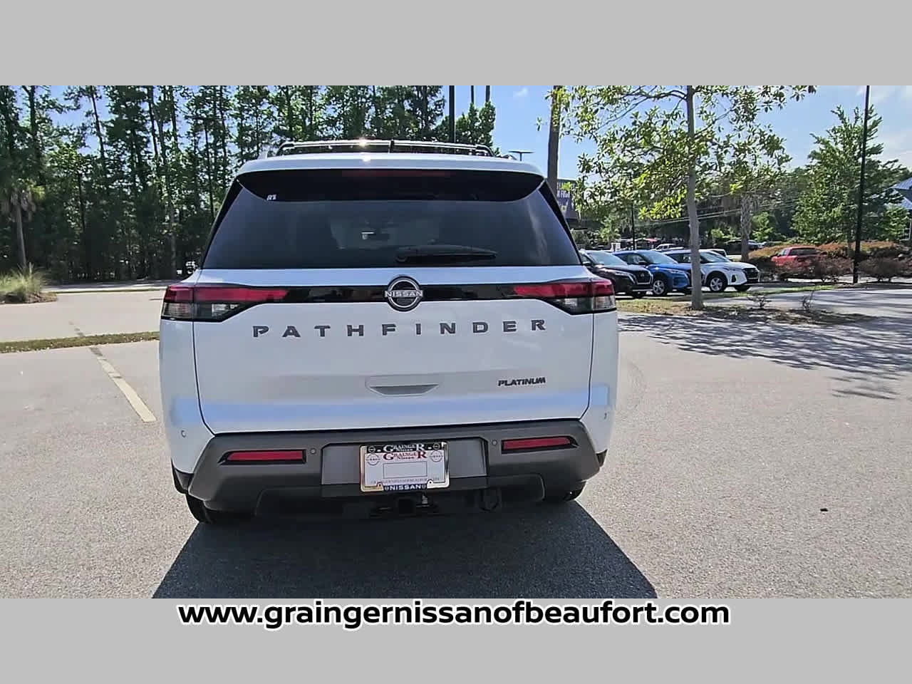 New 2026 Nissan Pathfinder Platinum FWD image 30