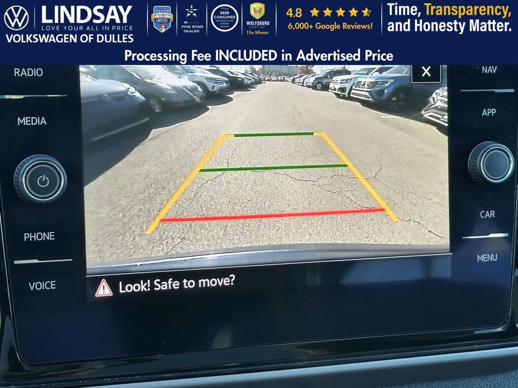 Used 2022 Volkswagen Atlas Cross Sport SEL R-Line image 17