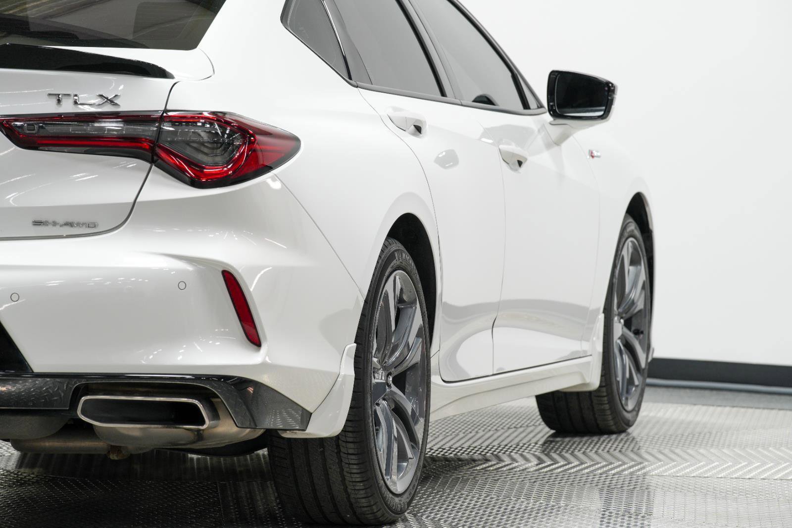 Used 2023 Acura TLX SH-AWD w/ A-SPEC Pkg image 18