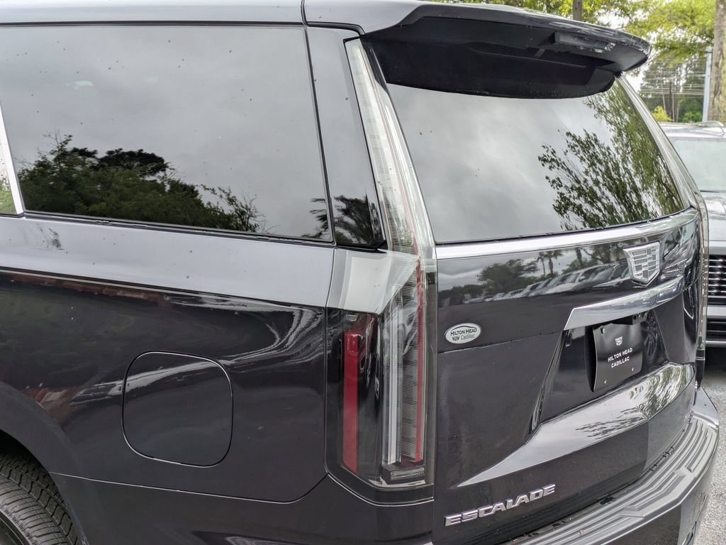 Certified 2025 Cadillac Escalade Premium Luxury Platinum w/ LPO, Radiant Package RWD image 9