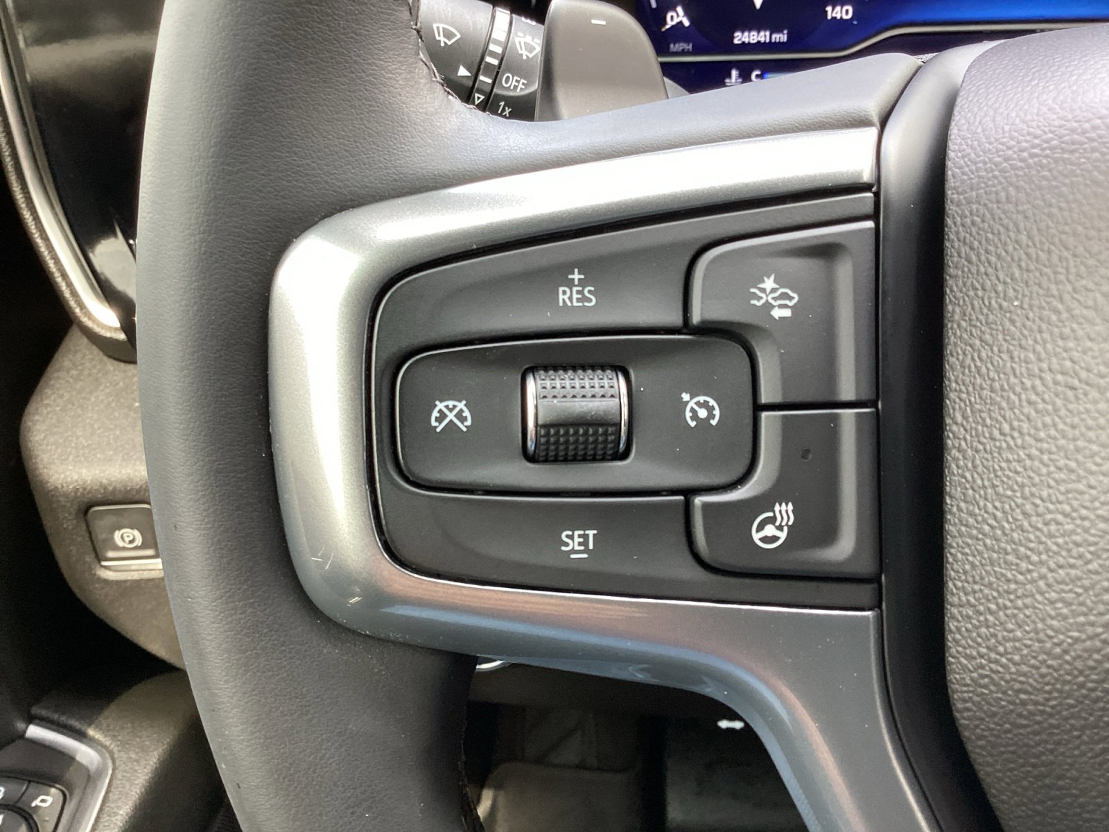 Used 2023 Chevrolet Silverado 1500 RST w/ Z71 Off-Road Package AWD/4WD image 19