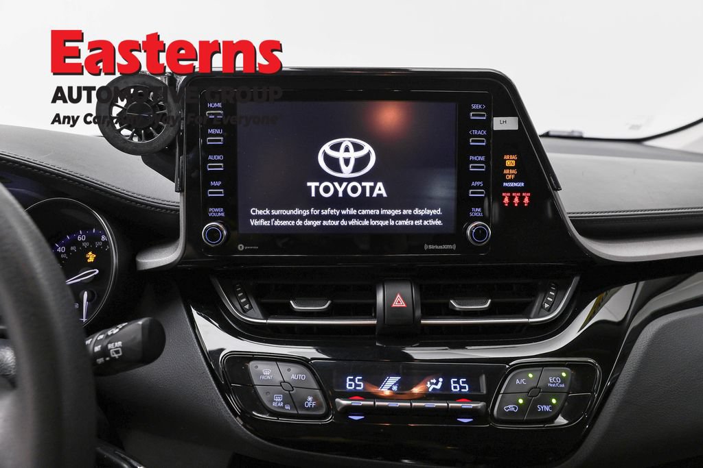 Used 2021 Toyota C-HR LE FWD image 17