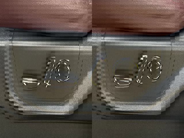 Used 2023 Ford Expedition Max Limited AWD/4WD image 30