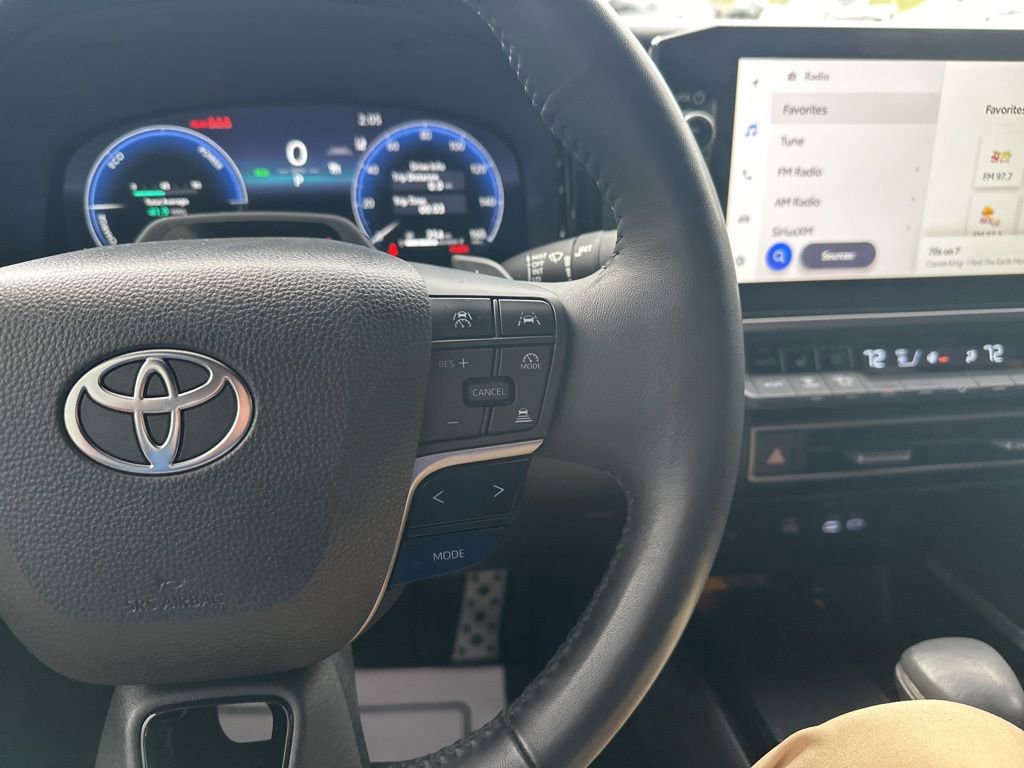 Used 2025 Toyota Camry XSE w/ Premium Plus Package image 20