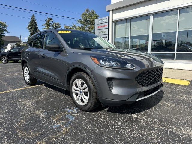 Used 2022 Ford Escape S image 3