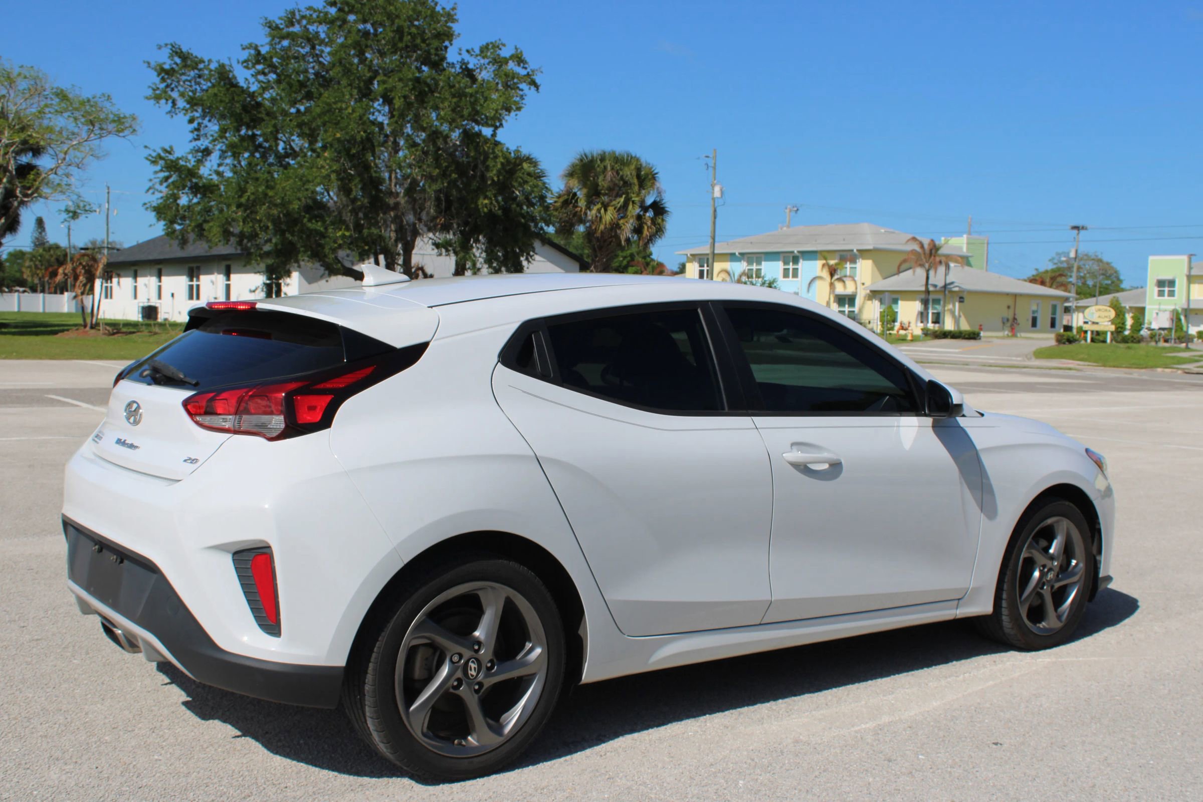 Used 2019 Hyundai Veloster 2.0 image 11