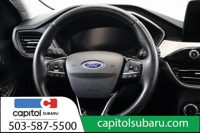 Used 2022 Ford Escape SEL w/ Technology Package FWD image 16