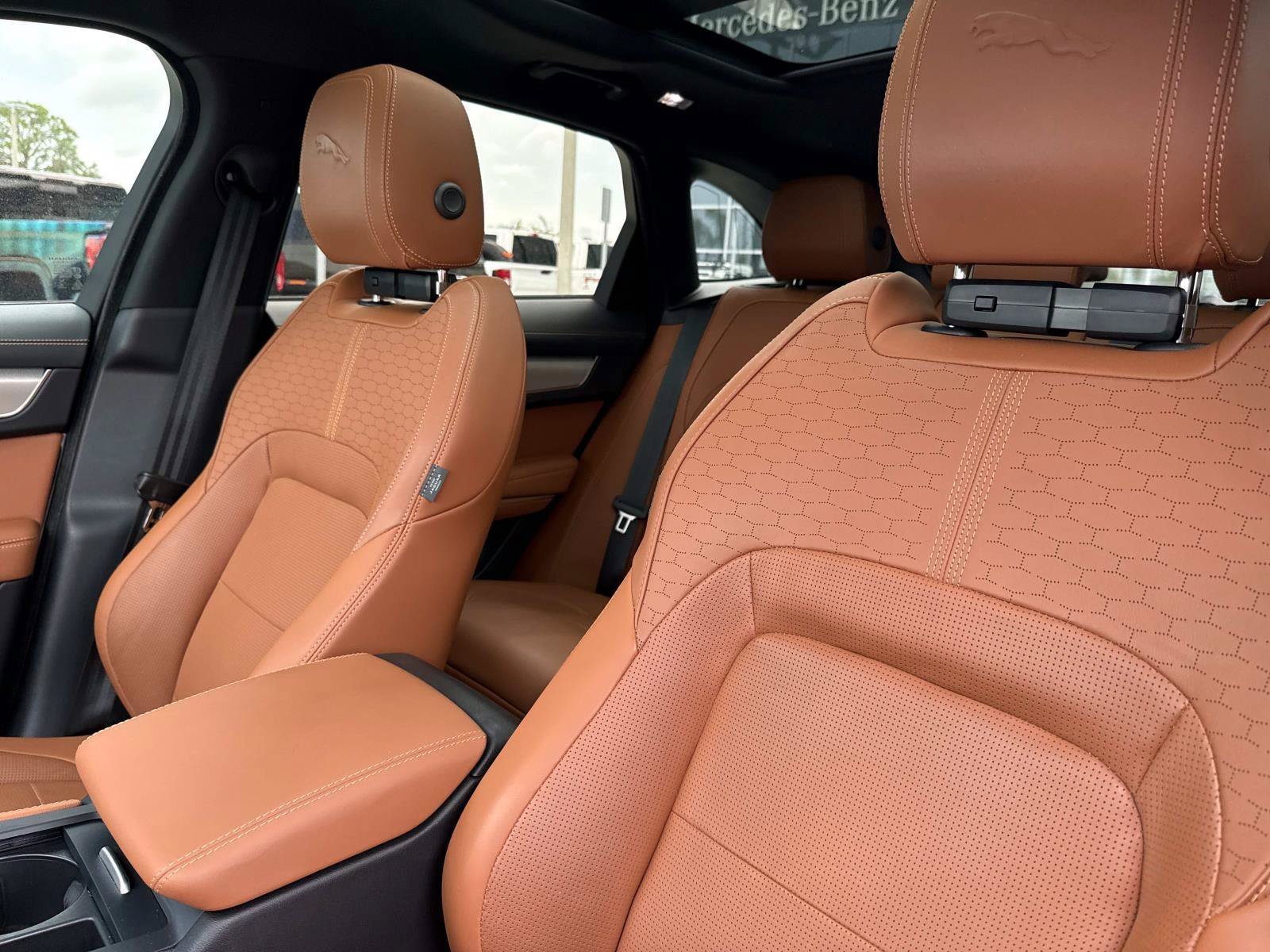 Used 2024 Jaguar F-PACE R-Dynamic S AWD/4WD image 22