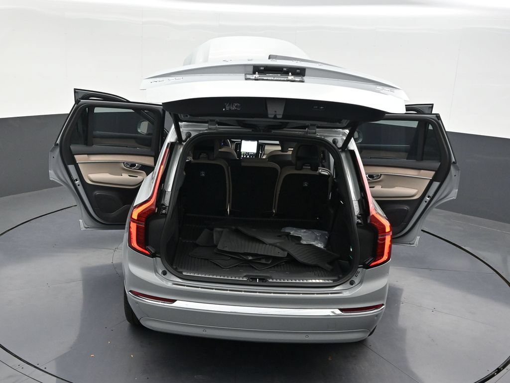 New 2026 Volvo XC90 B6 Plus w/ Protection Package Premier AWD/4WD image 33