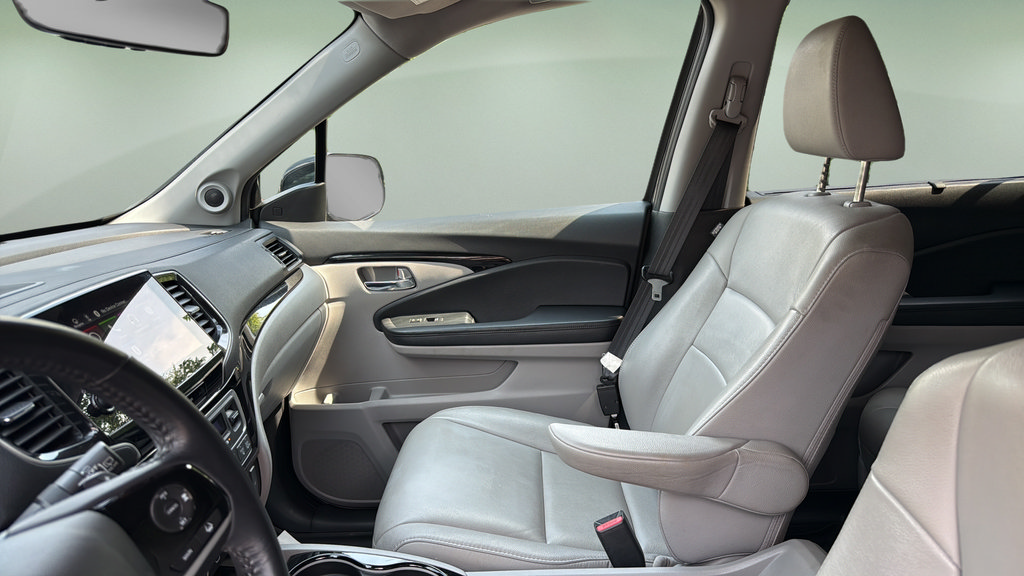 Used 2022 Honda Pilot Touring image 21