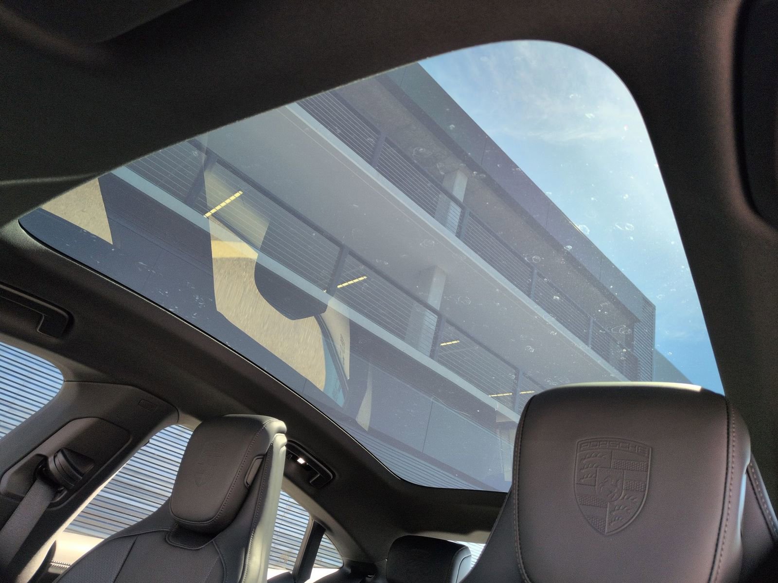 New 2026 Porsche Taycan 4S image 27