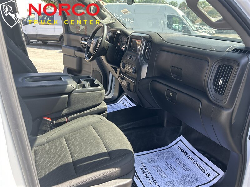 Used 2025 Chevrolet Silverado 3500 W/T AWD/4WD image 14