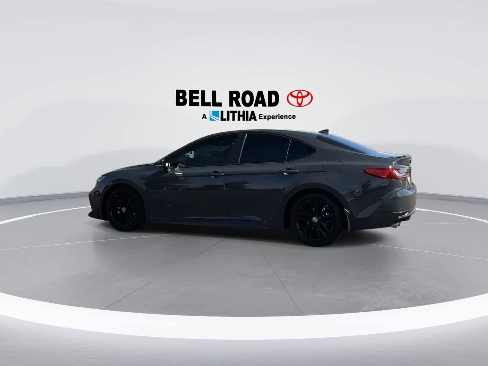 Used 2025 Toyota Camry SE FWD image 6